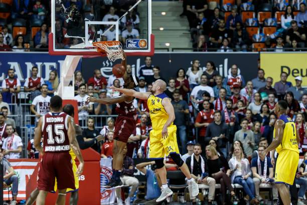 进入下半场 进入下半场