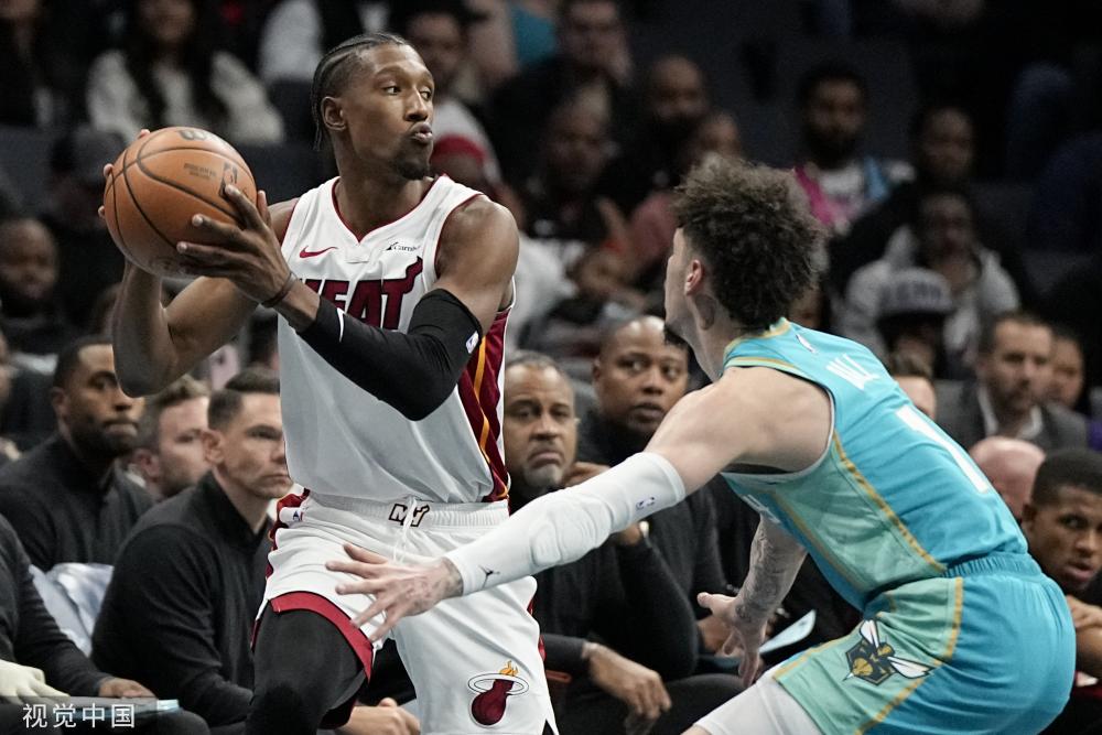 何比分下都 何比分下都