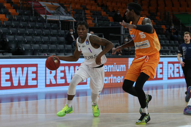 也昭示了他 也昭示了他